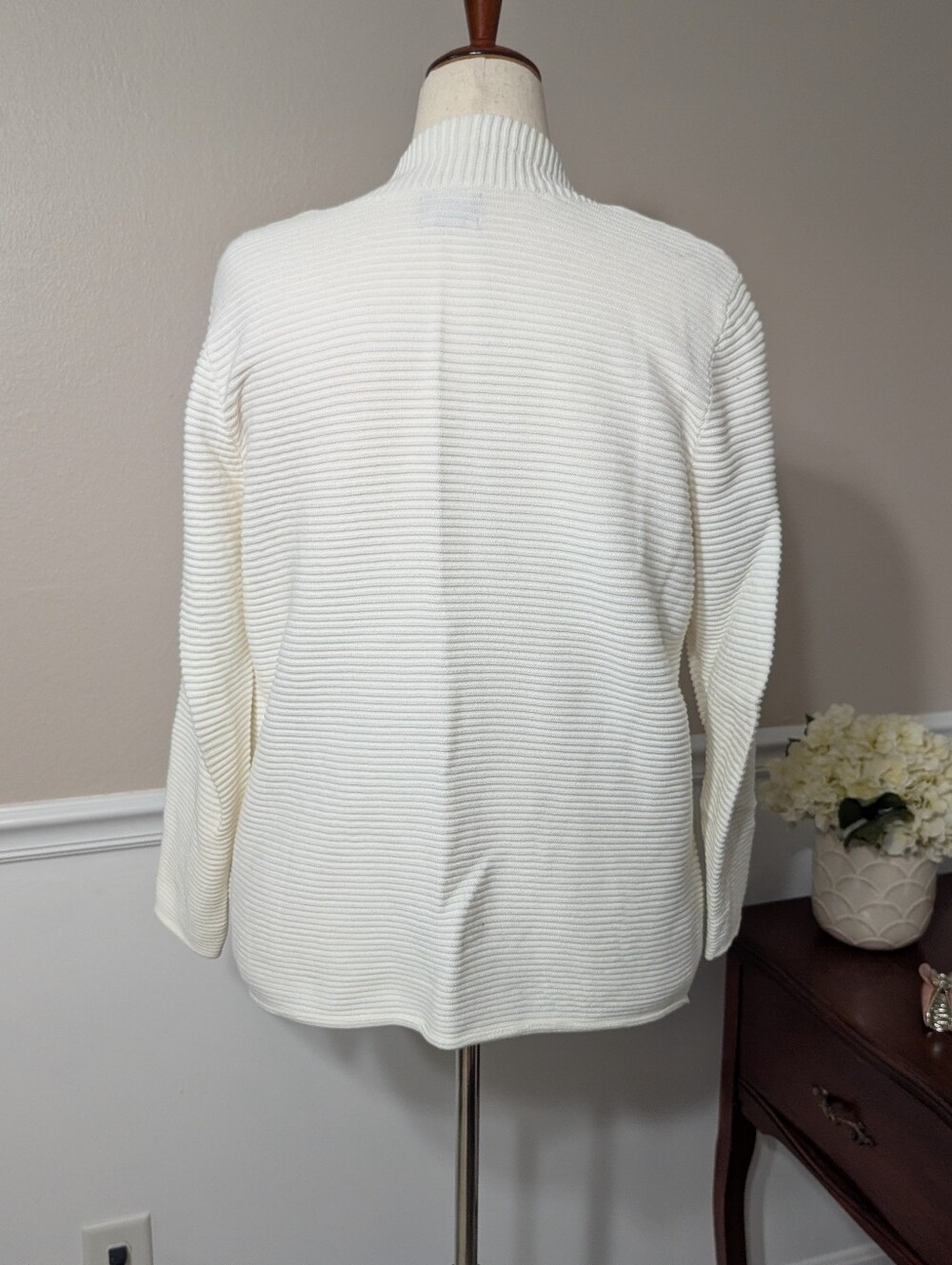 Lands End Chase Bank Apparel Ivory Cardigan With Belt Size L Petite - Picture 4 of 5